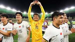 球迷调侃詹姆斯没头发，后者回应：你知道我有，而且多的是