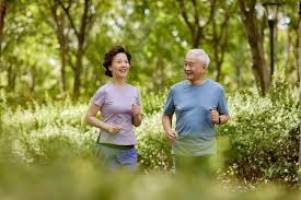 博弈论：颤抖手均衡与操作失误的博弈。（从博弈论看颤抖手均衡与操作失误）